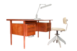 Dazor Articulated Desk Lamp