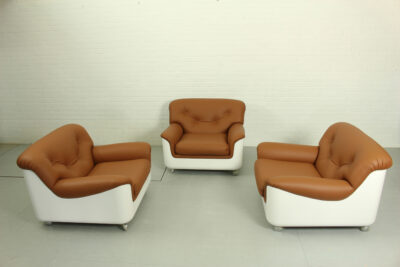 Space Age Fiberglass Lounge Chair in cognac leather, 1970s