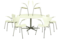 Set of 6 Arne Jacobsen 3207 Armchairs and Dining Table A826 by  Arne Jacobsen for Fritz Hansen