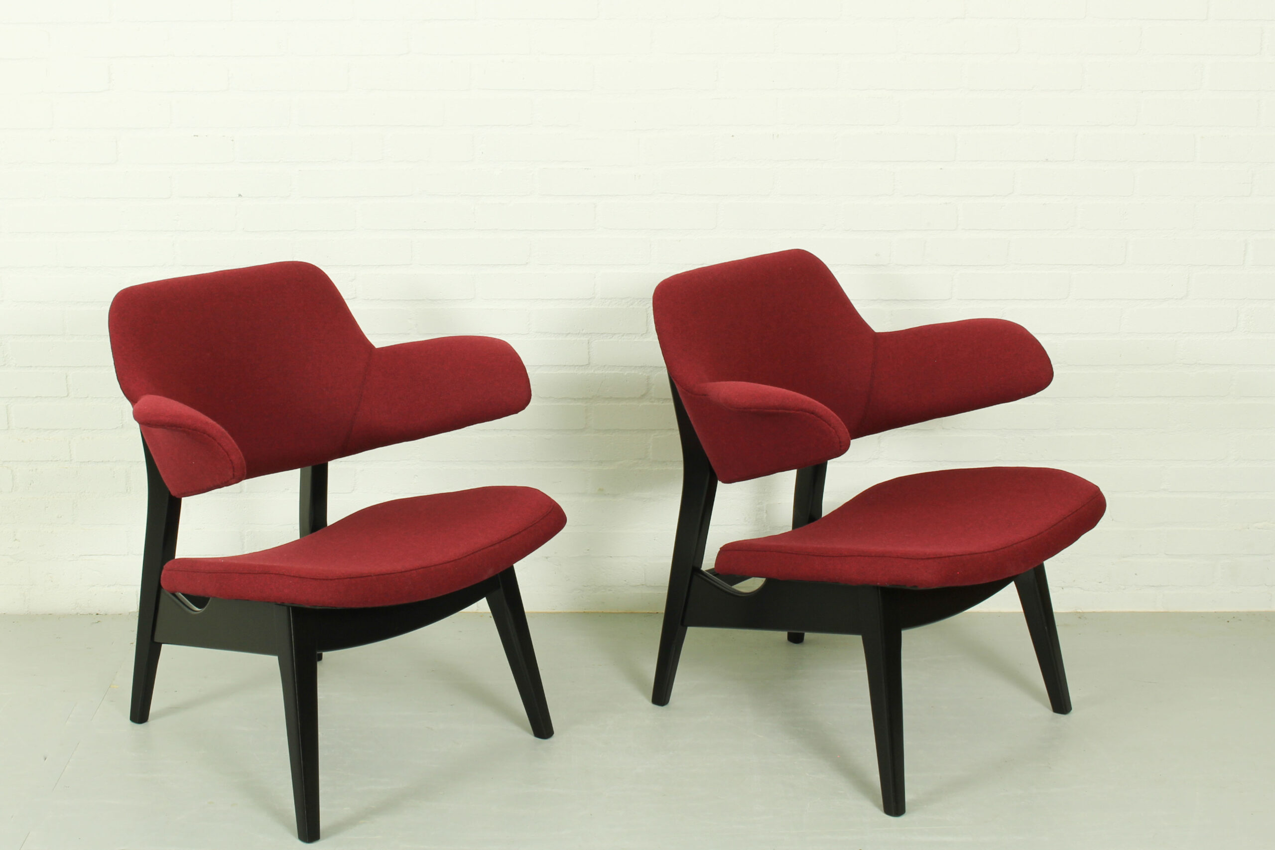 Pair of Lounge Armchairs by Louis van Teeffelen for Wébé – Dutch Mid-Century Modern (1960s) - Image 10