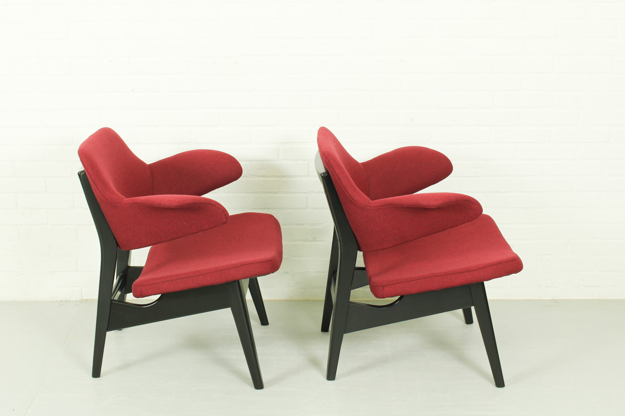 Pair of Lounge Armchairs by Louis van Teeffelen for Wébé – Dutch Mid-Century Modern (1960s) - Image 9