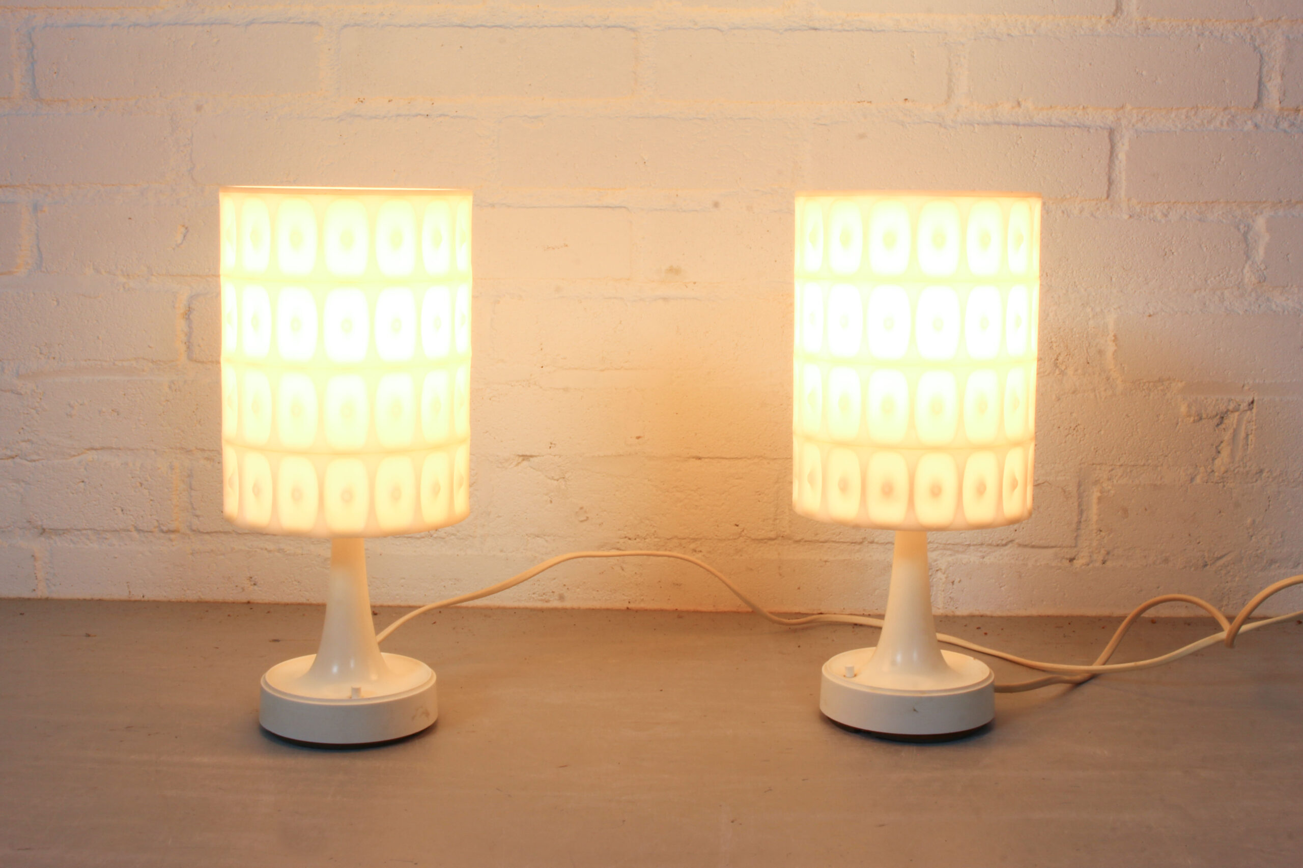 Elegant Mid-Century Modern Lamp Set, Erco 1970s - Image 4