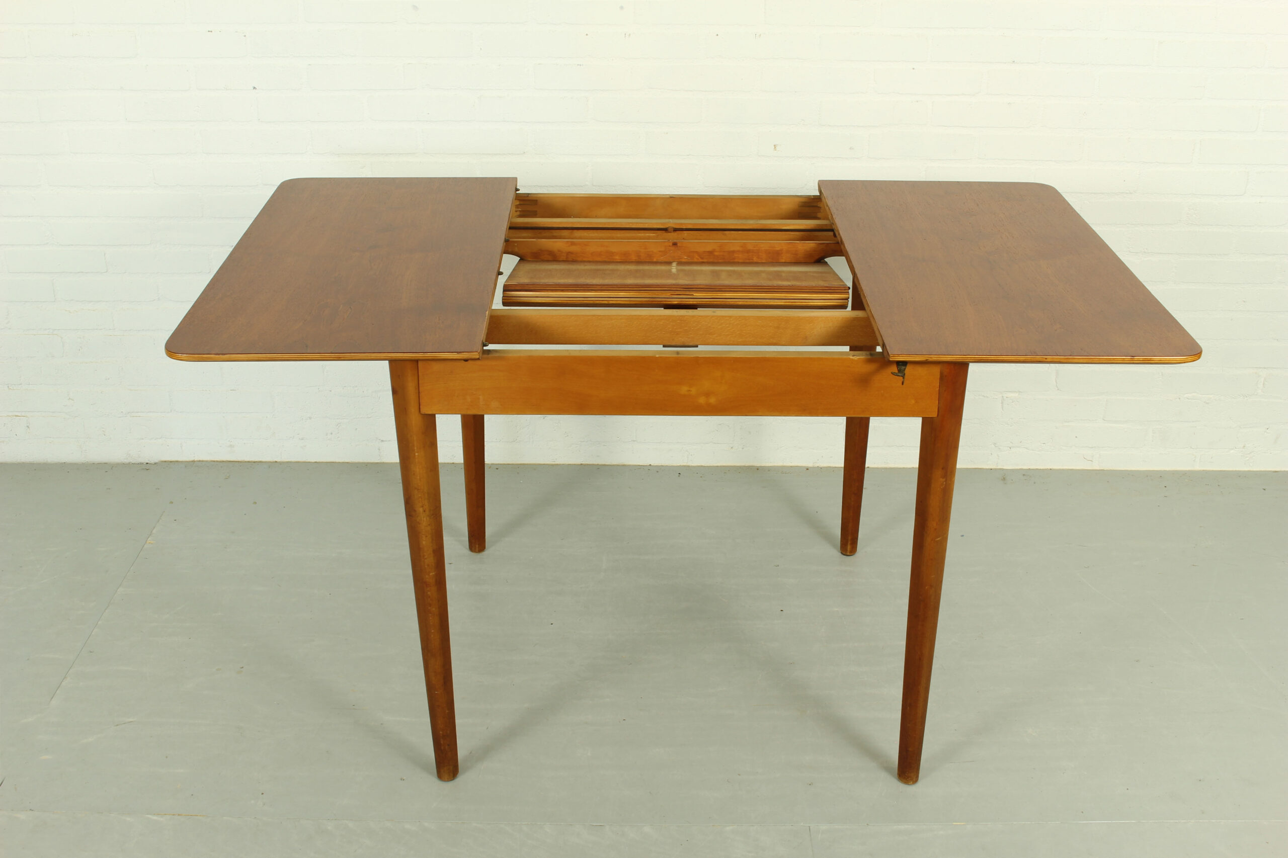 1958 Pastoe Drop-Leaf Table – Dutch Design Classic - Image 9