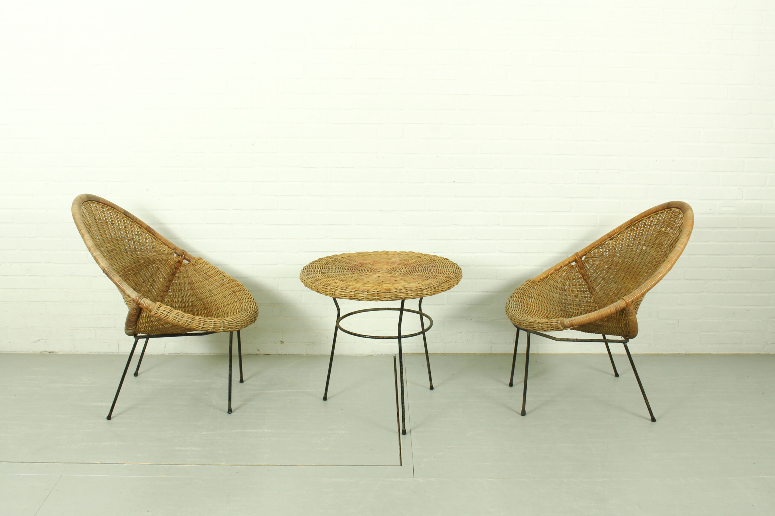 1950s Italian Rattan Basket Chairs & Matching Bistro Table Set - Image 12