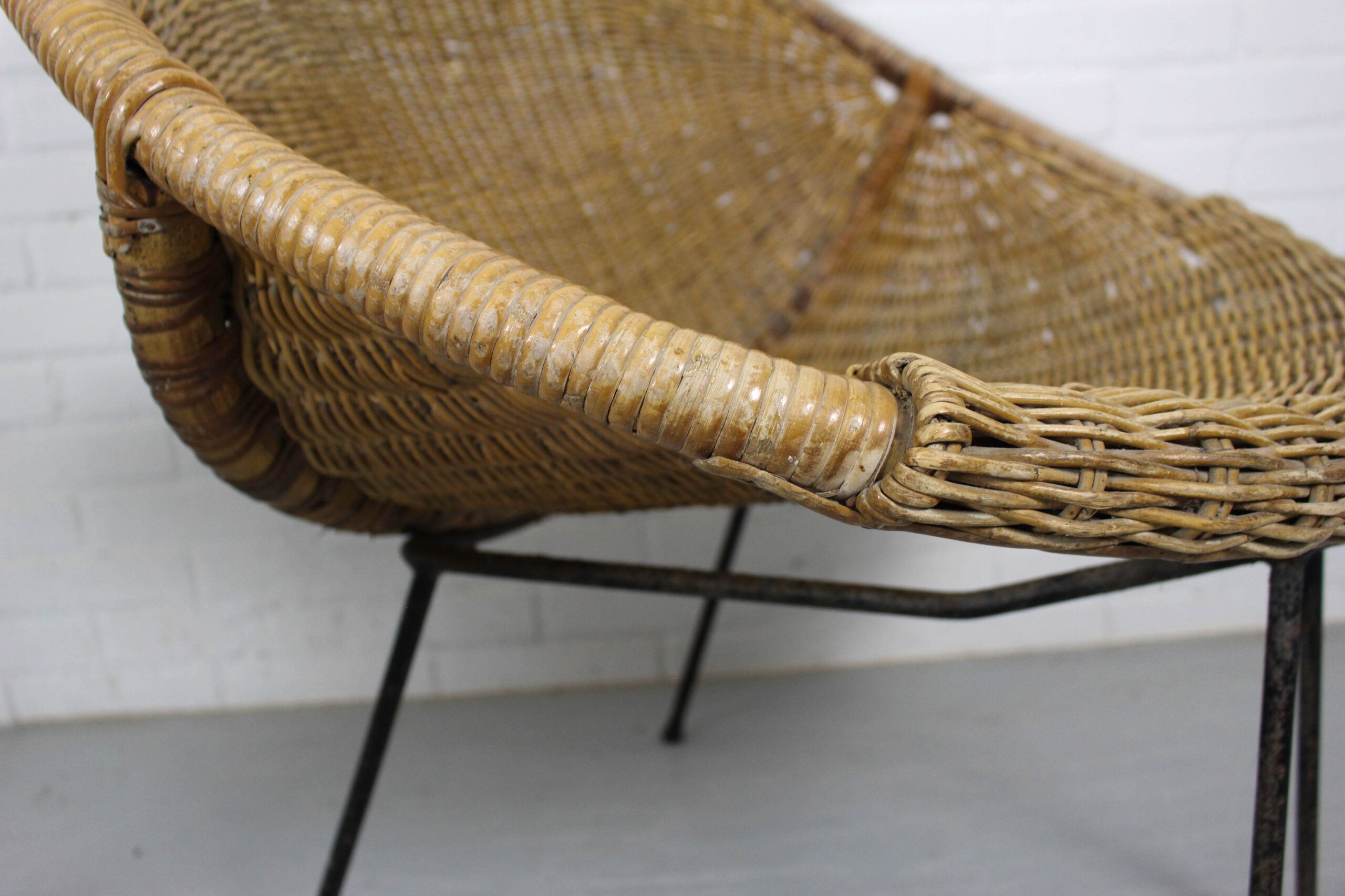 1950s Italian Rattan Basket Chairs & Matching Bistro Table Set - Image 14