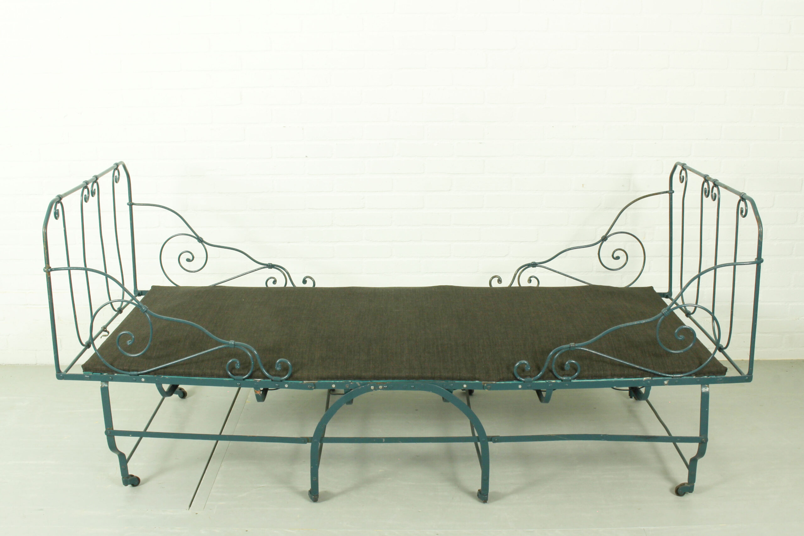 Foldable Metal Daybed with New Webbing and Upholstery - Image 8