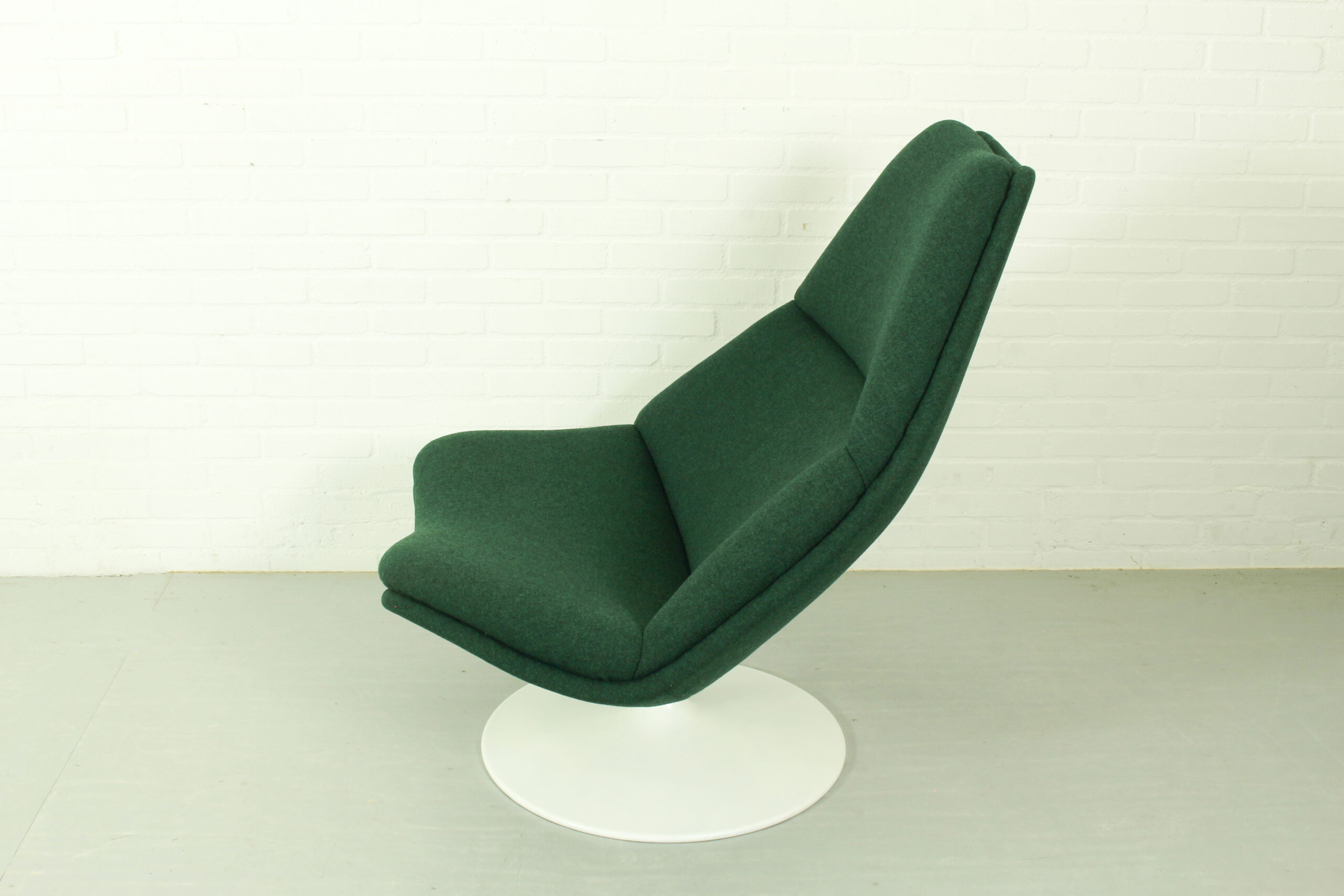 Artifort F510 Lounge Chair by Geoffrey Harcourt - Image 8