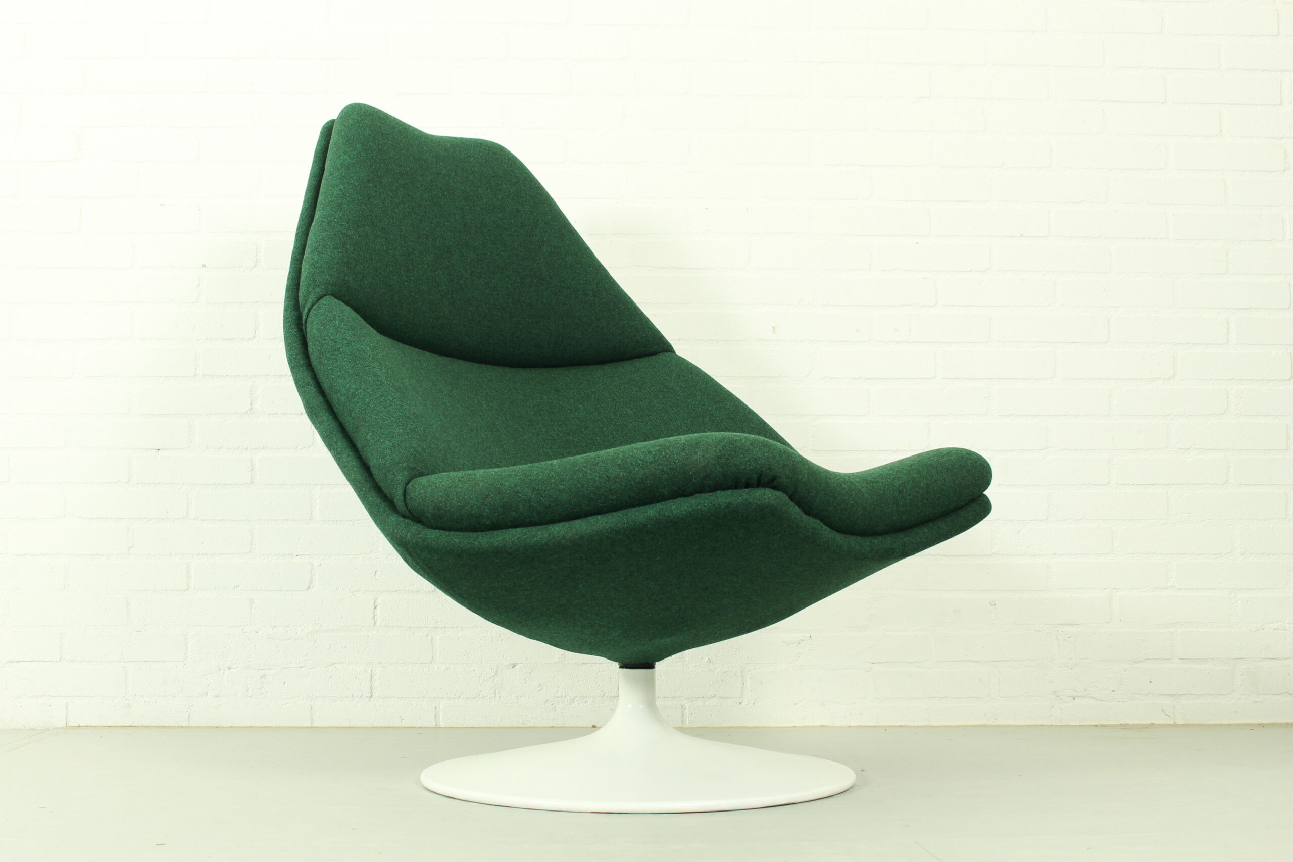 Artifort F510 Lounge Chair by Geoffrey Harcourt - Image 4
