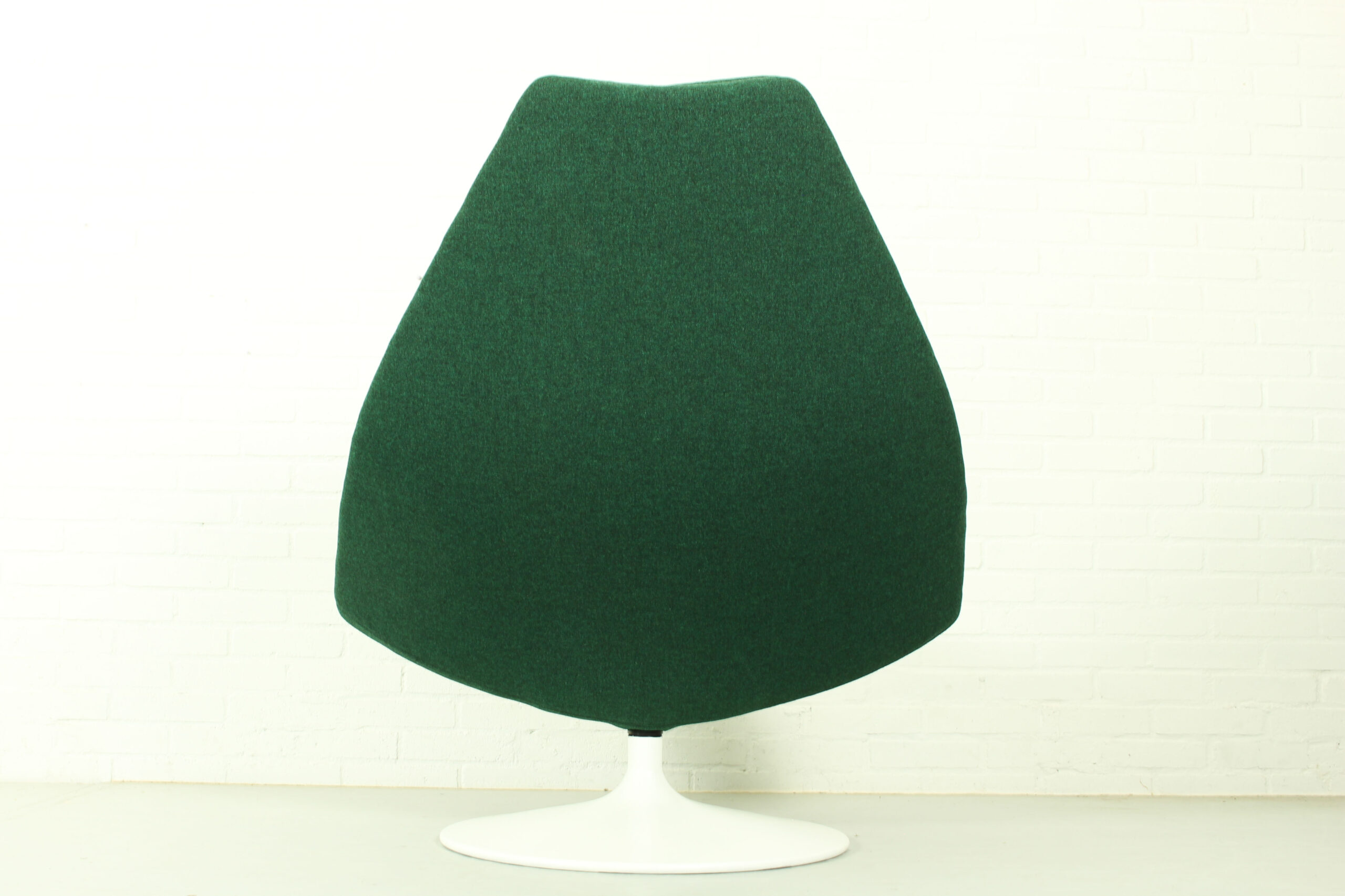 Artifort F510 Lounge Chair by Geoffrey Harcourt - Image 11